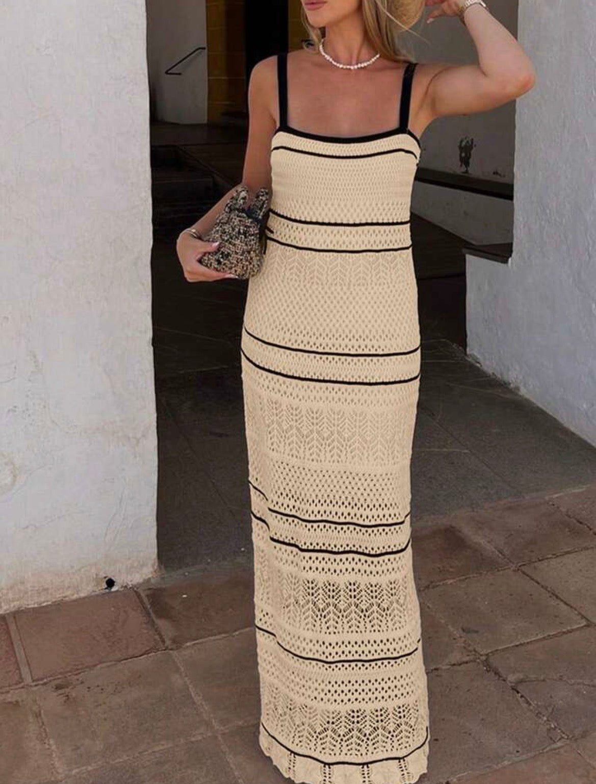 Women's Casual Vacation Lightweight Black And White Contrast Striped Halter Long Sleeve Knitted Dress