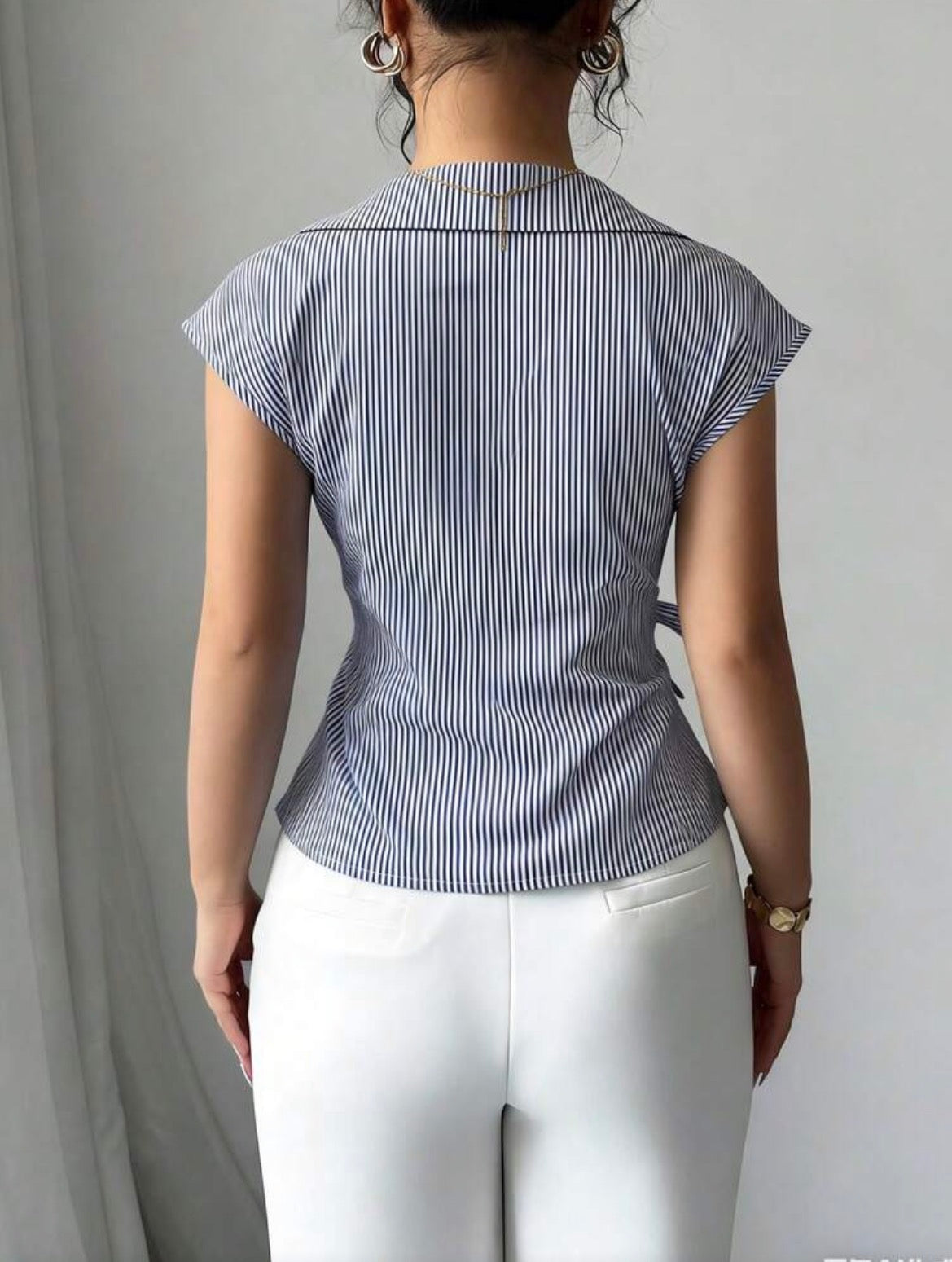 Stripped sleeveless top