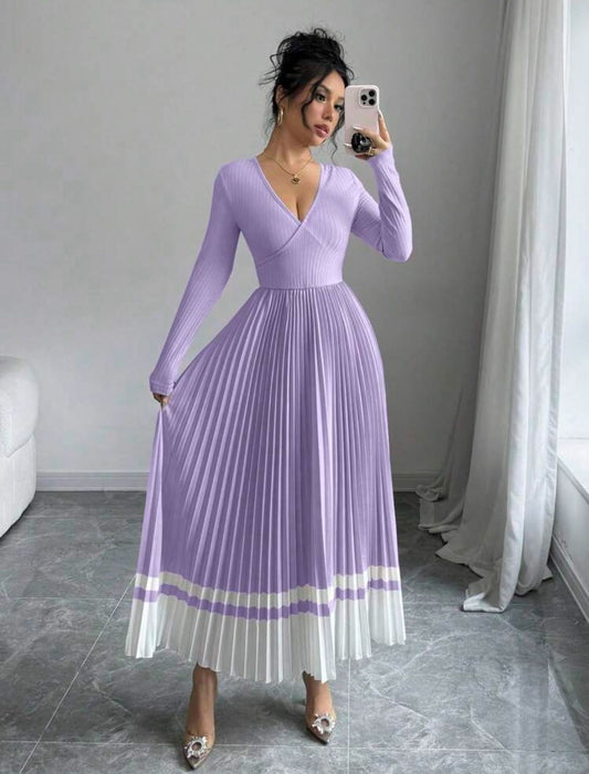 V-neck waist pleated dress
